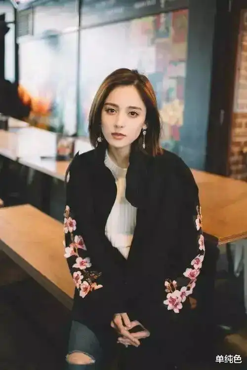 女星颜值高是命好也要命,古力娜扎的无奈星路,始于颜值却也成绊脚石
