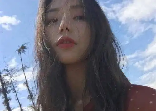 女人到了中年,不要在这五种人身上浪费感情,直接拉黑
