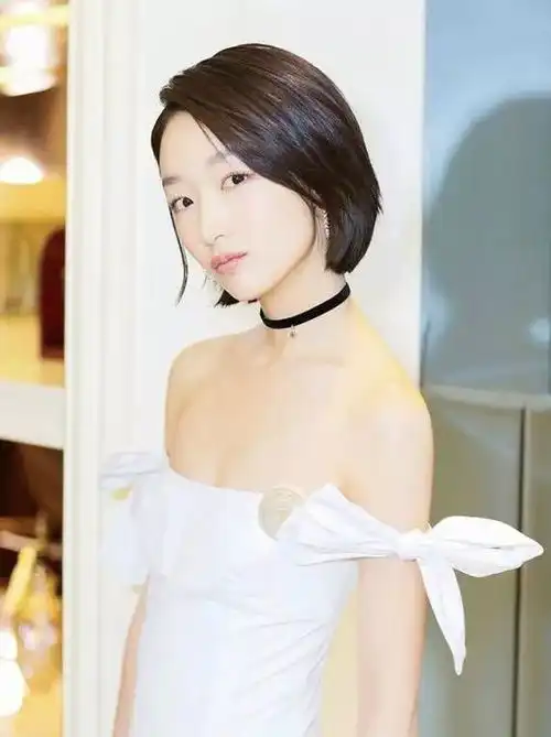 蝴蝶结这般少女,是你吗
