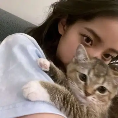 懂事的让人心疼的文案
