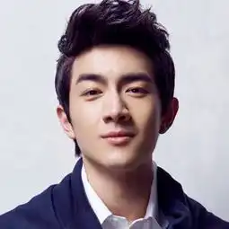 娱乐圈犬系长相男明星受欢迎,林更新最逗刘昊然最萌
