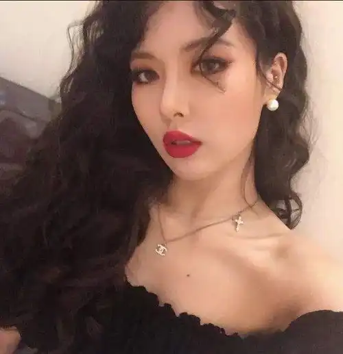 pick韩国女星的耳环秘诀
