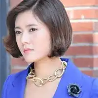 韩系美女秋瓷炫qq头像
