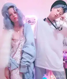 吴绮莉女儿又秀恩爱,筷子腿让人心疼,还有了儿子
