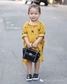 无包不出门看小妞如何打造夏日拎包客
