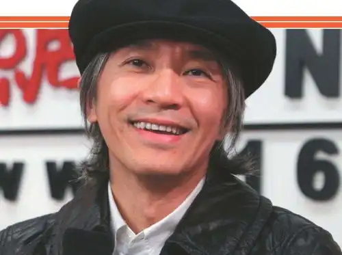 田启文解释万梓良参演周星驰电影被易角原因,打破两人不合传闻
