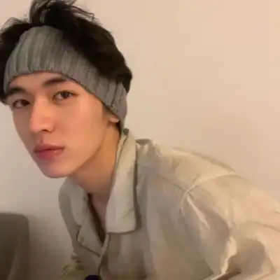 bjy琰男头
