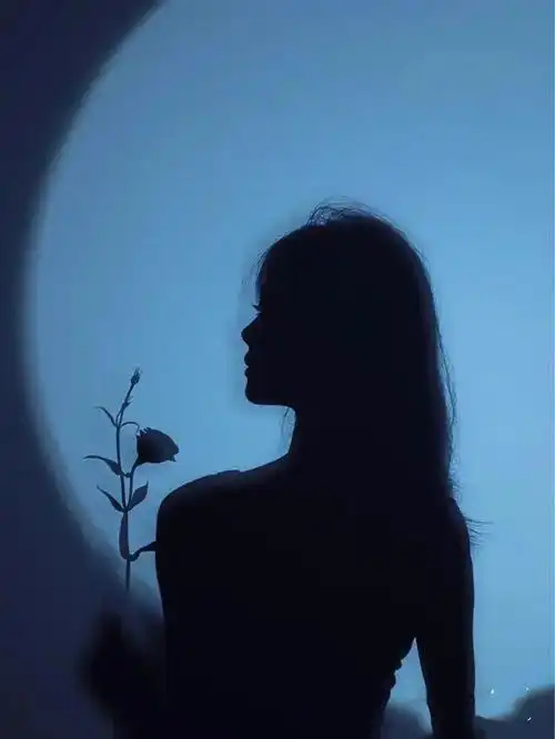 心里很酸的句子,伤感催泪,越看越想哭
