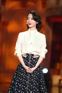 如果不懂色系搭配,学陈数白配黑搭出经典,搭出气质
