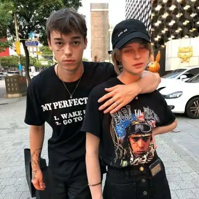 qq情侣欧美头像,你若安好便是晴天
