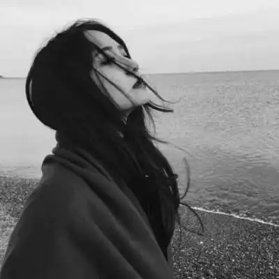 好听的女主播名字透露一丝日系少女的厌世感
