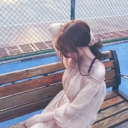 我喜欢你又能怎么样还能怎么样还会怎么样
