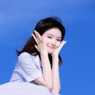 ins蓝色系可爱女头

