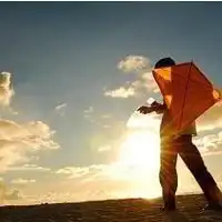 非主流清新海边风景全身个性好看qq男生头像
