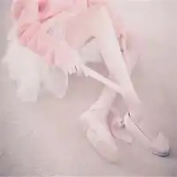粉色背景小仙女头像微信头像图片大全
