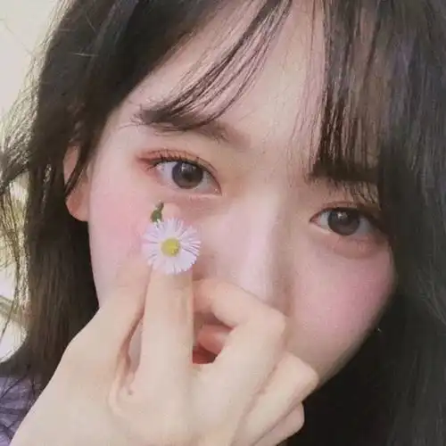 女生头像幸运

