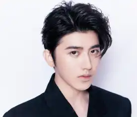 蔡徐坤新剧官宣,然而他却演男二看到男一网友炸了难怪
