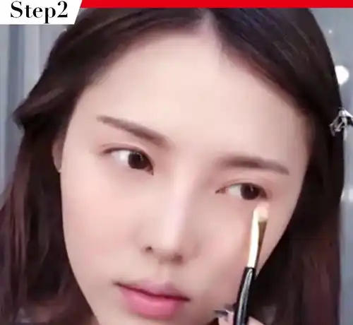 吴宣仪的猫系笑眼妆,让整个夏天都是甜味的

